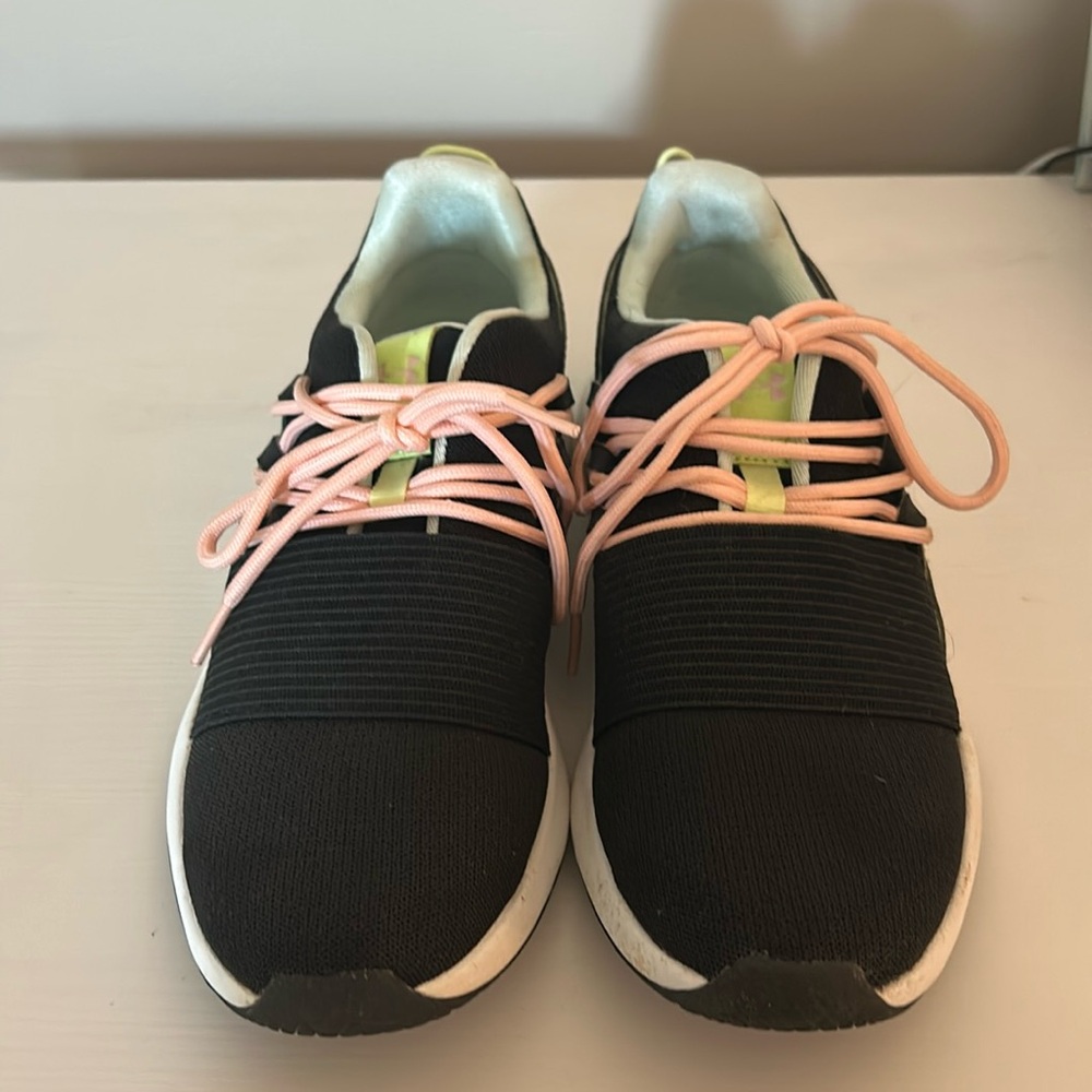 Under Armour Athletic Shoe